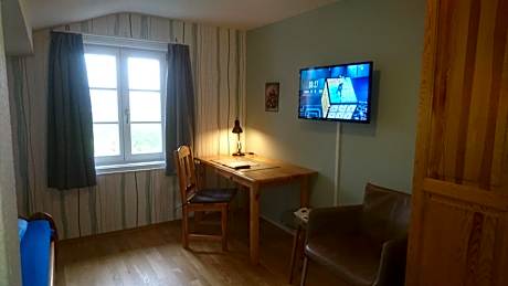 Classic Single Room