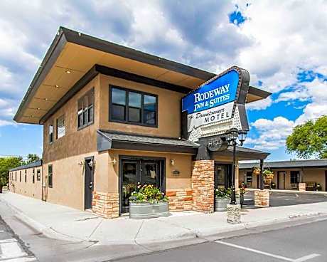 Queen Room - Accessible/Non-Smoking