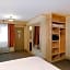Adirondack Spruce Lodge