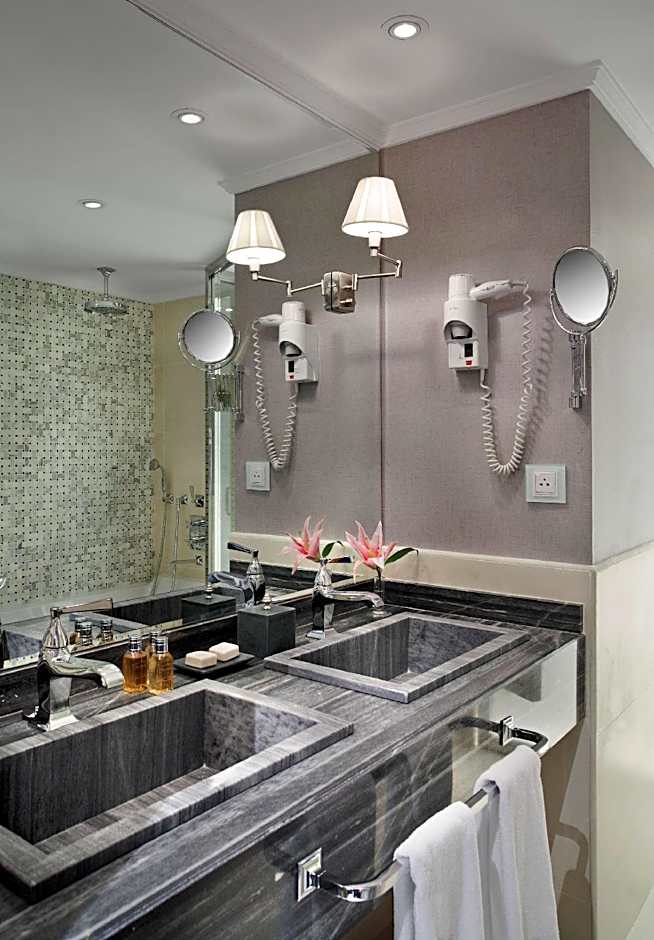 The Level at Meliá Castilla