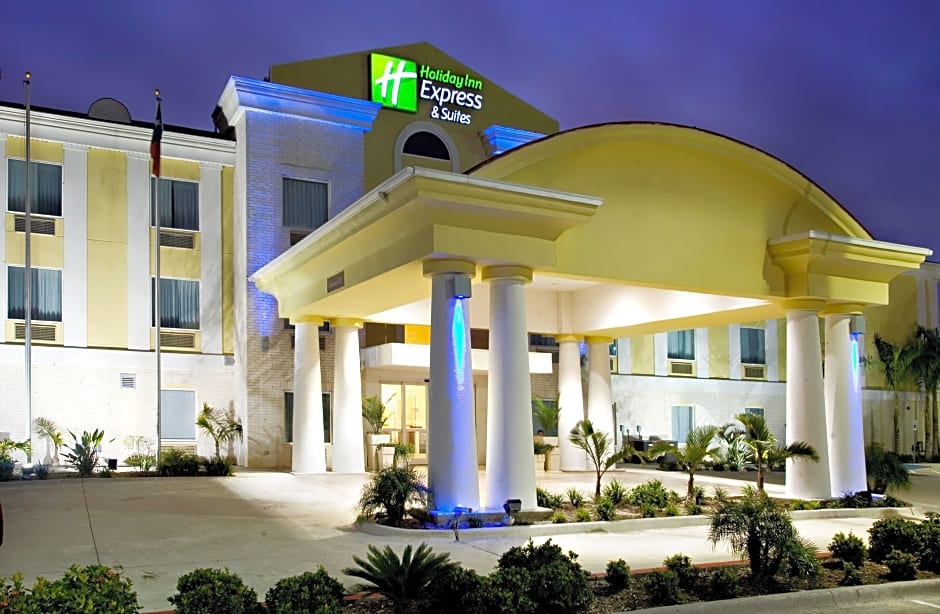 Holiday Inn Express Hotel and Suites of Falfurrias