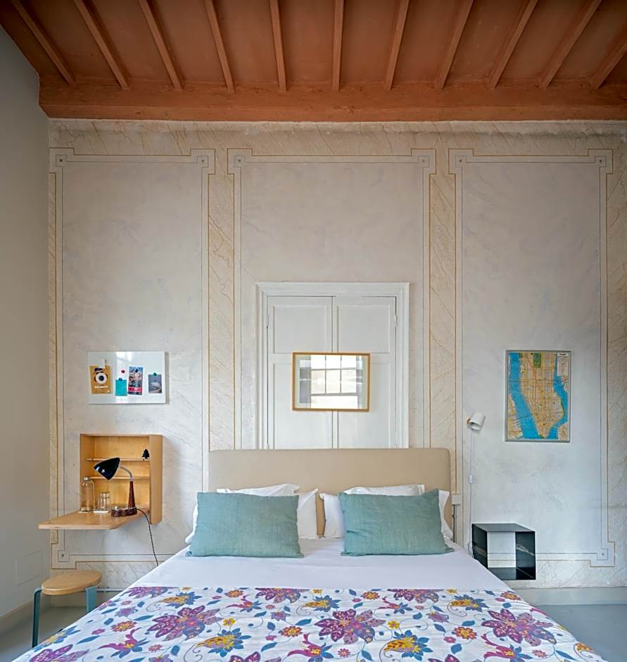 Hotel Hevresac Singular & Small