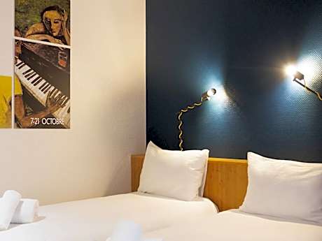Standard Twin Room