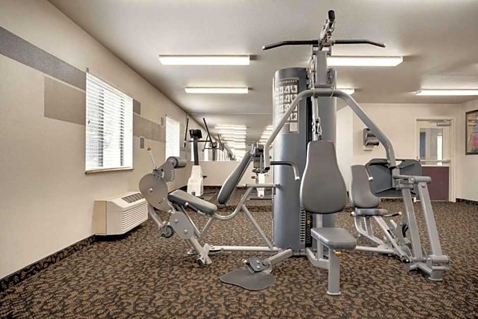 Travelodge by Wyndham Cheyenne