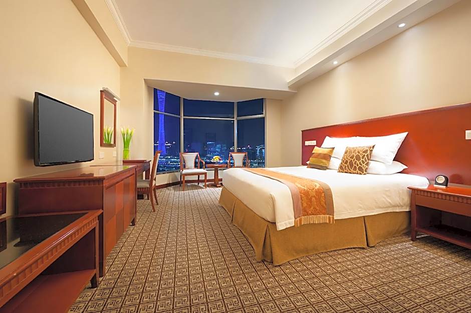 Ramada Pearl