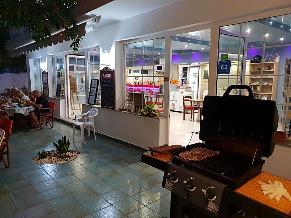 Amazones Villas Apartments