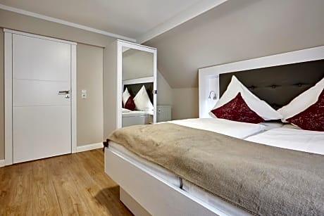 Two-Bedroom Superior Apartment