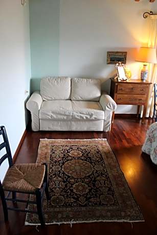 Deluxe Suite with Spa Bath