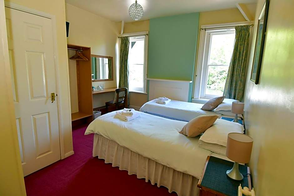 Photo 1 of 1 of 1 Double Bed or 2 Beds, Bathtub