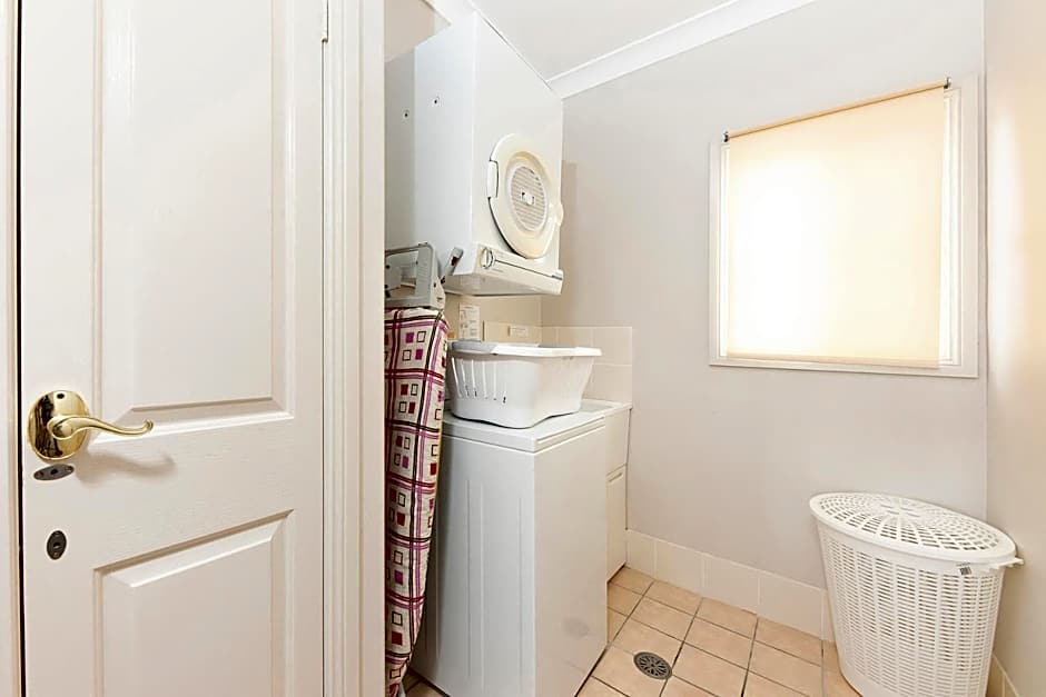 Meridian Beachside Apartments