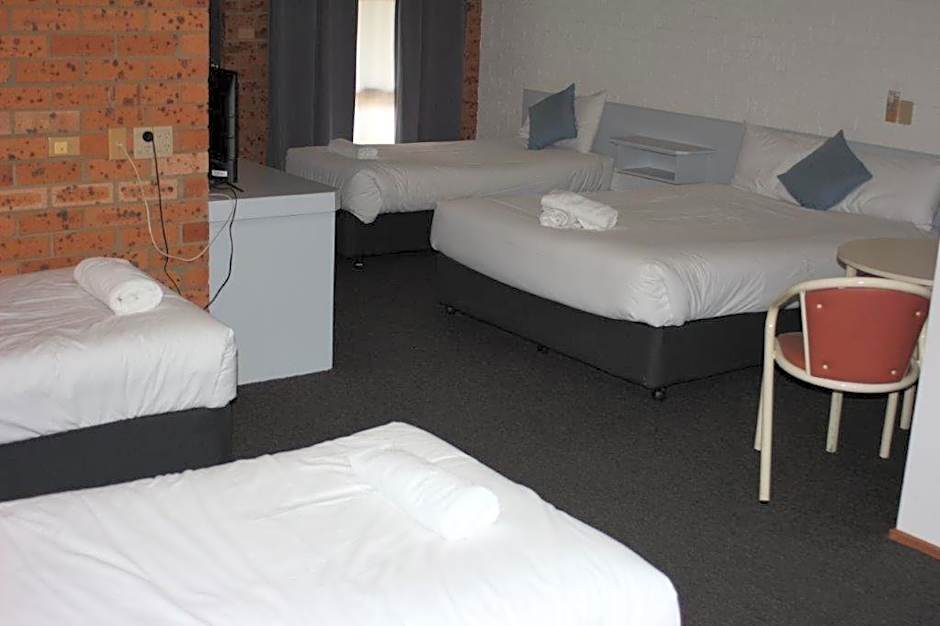 Bega Downs Motor Inn