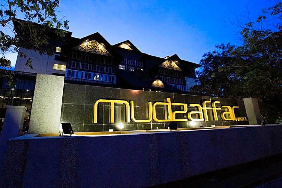 Mudzaffar Hotel