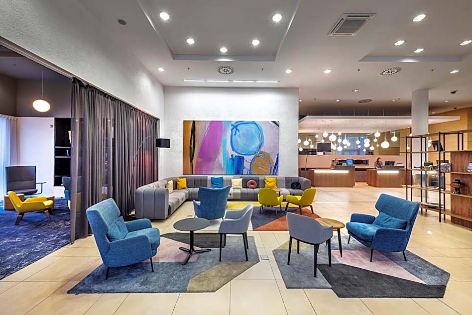 Courtyard By Marriott Prague Airport