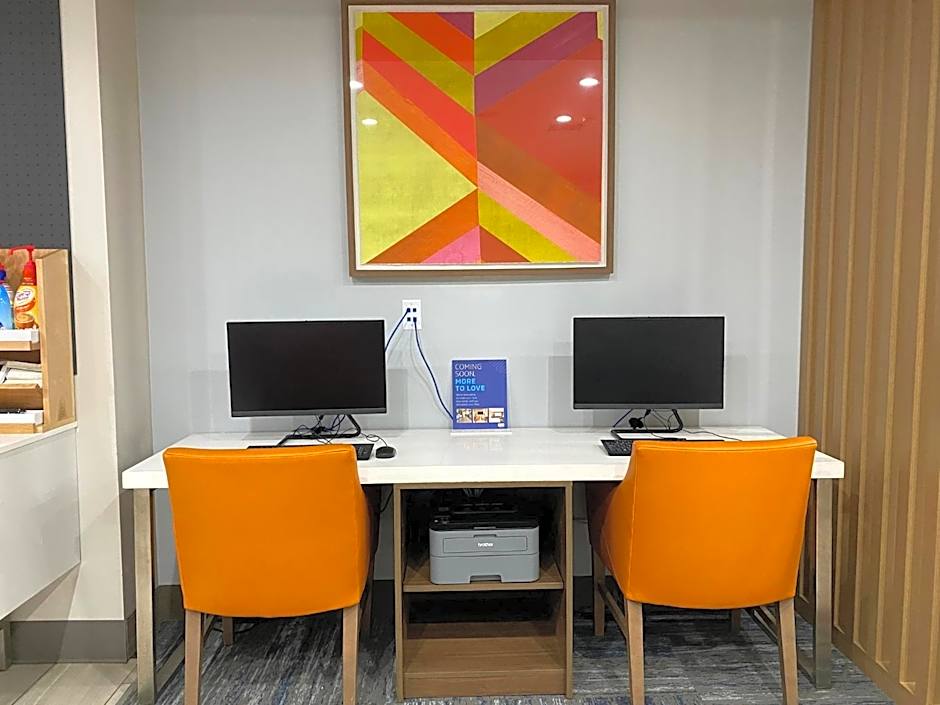 Holiday Inn Express Plymouth By IHG