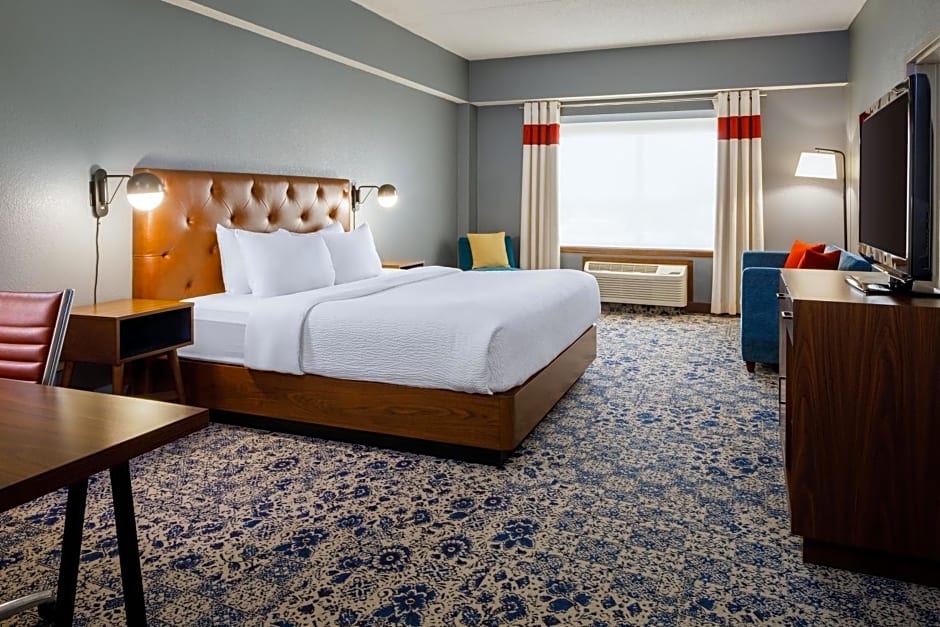 Four Points By Sheraton Louisville Airport