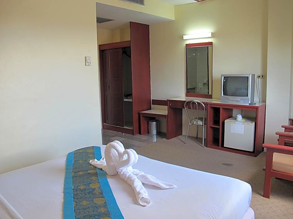 Chumphon Palace Hotel