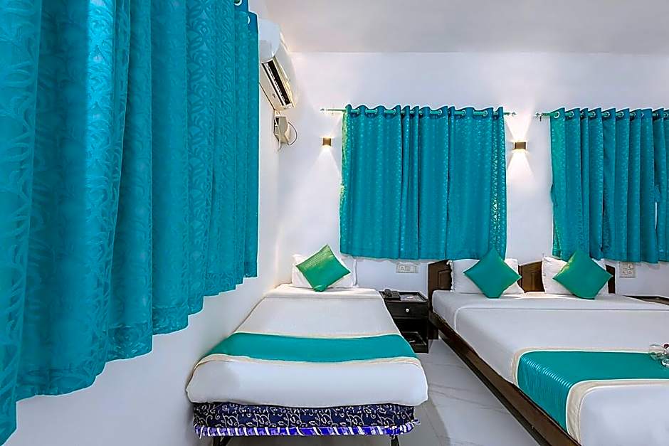 Baga Fantacia Beach Inn