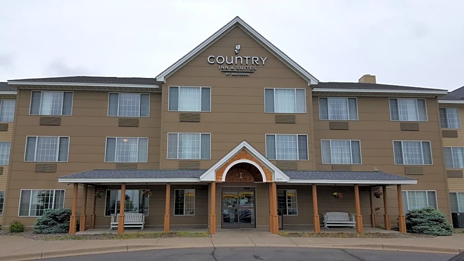 Country Inn & Suites by Radisson, Elk River, MN
