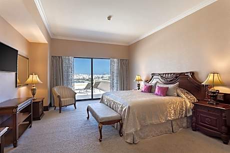 Royal Suite with Terrace and Full Sea View