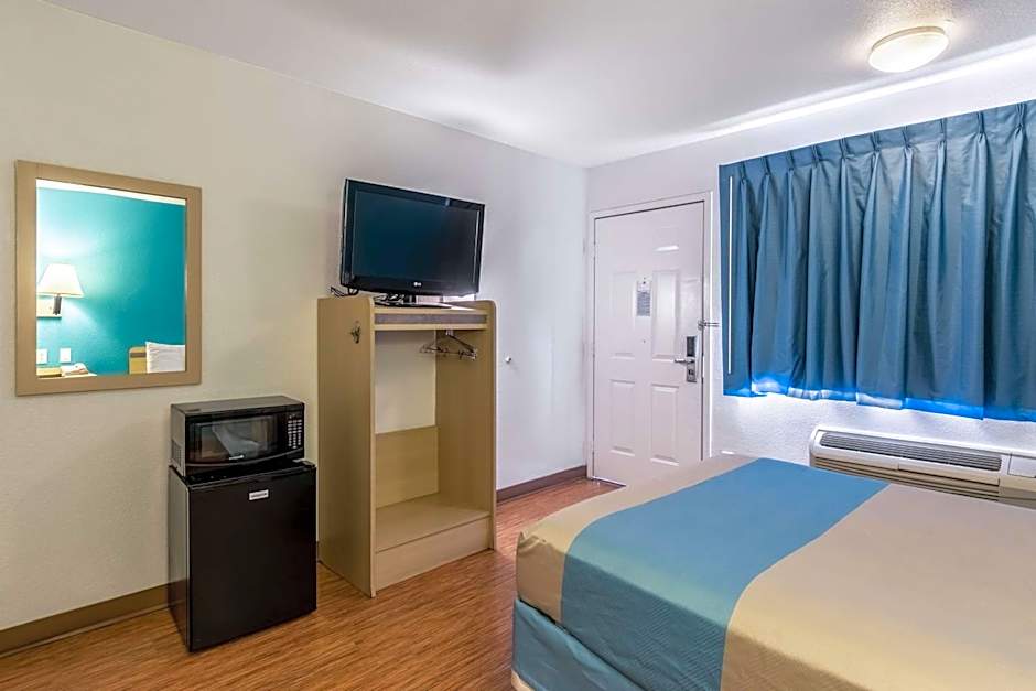 Motel 6-El Centro, CA