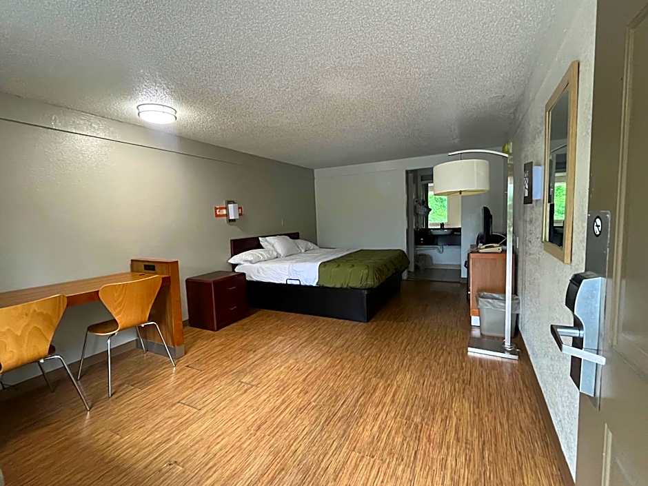 Rodeway Inn Washington PA