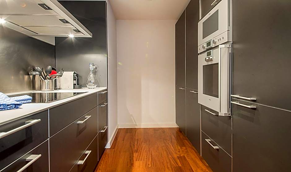 You Stylish City Center Apartments