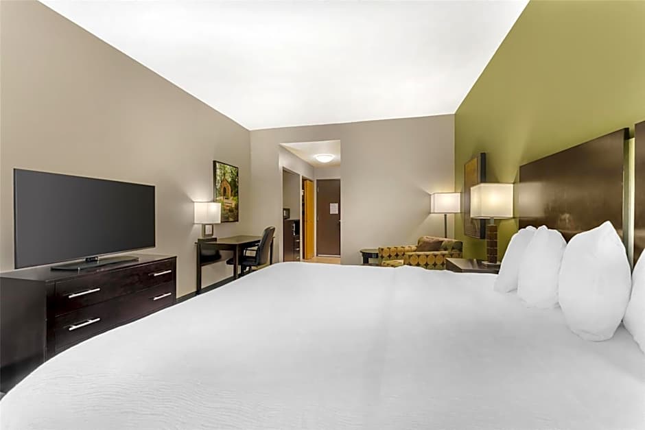 Best Western Plus Franciscan Square Inn and Suites Steubenville