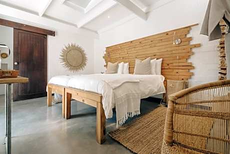 Twin Room with Pool View