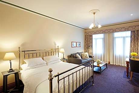 The Terrace at The Settlement