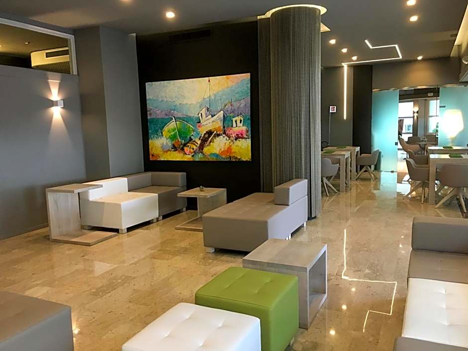 International Beach Hotel
