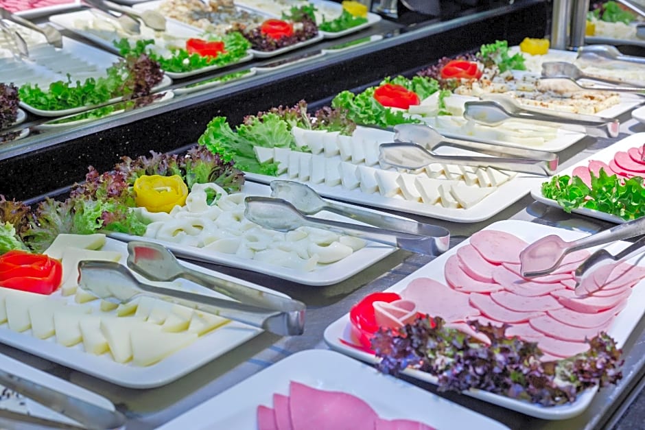 The Meretto Hotel LALELi