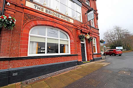 The Bridge Inn Hotel