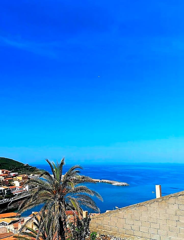 DOMUS con vista mare - JR02