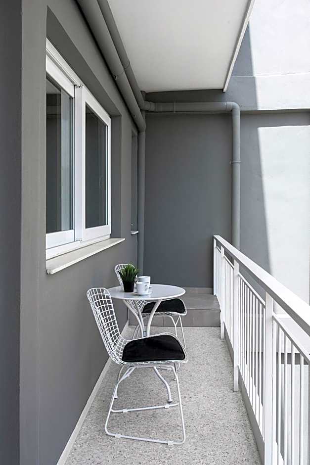 WYZ Attiki Aparthotel