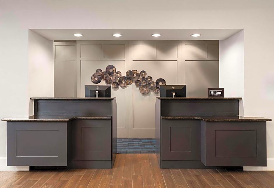 Homewood Suites By Hilton Cambridge-Arlington