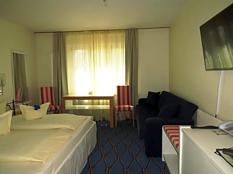 Double Room with Lake View - Main Building