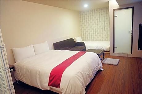 Japanese-Style Triple Room