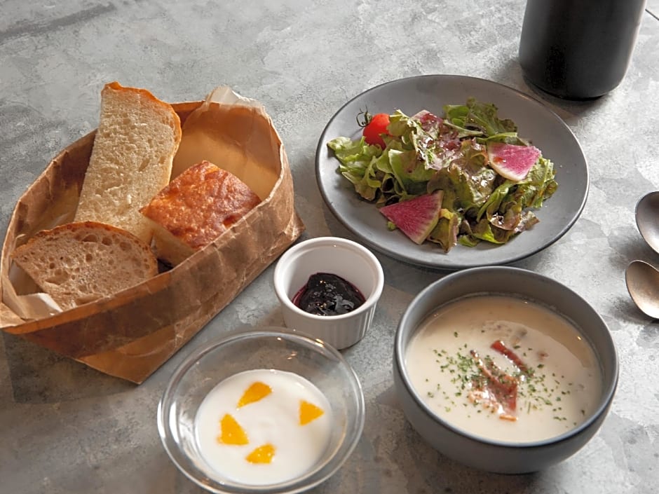 LYURO Tokyo Kiyosumi by THE SHARE HOTELS