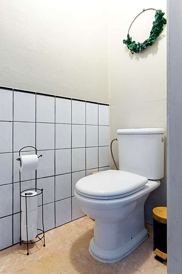 Hotel Entree - View of Canal Bruges