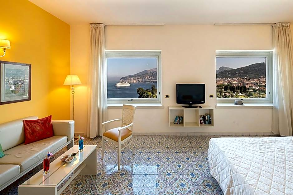 Hotel Bristol