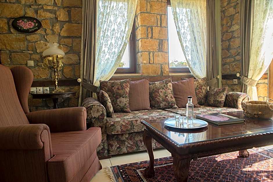 Archontiko Emmanouilidi Suites