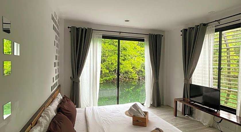 Escape Life Koh Kood