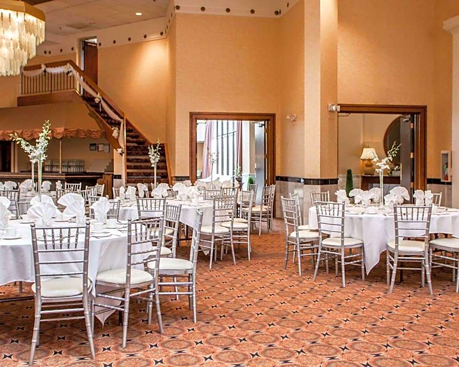 Quality Inn & Suites Orland Park - Chicago