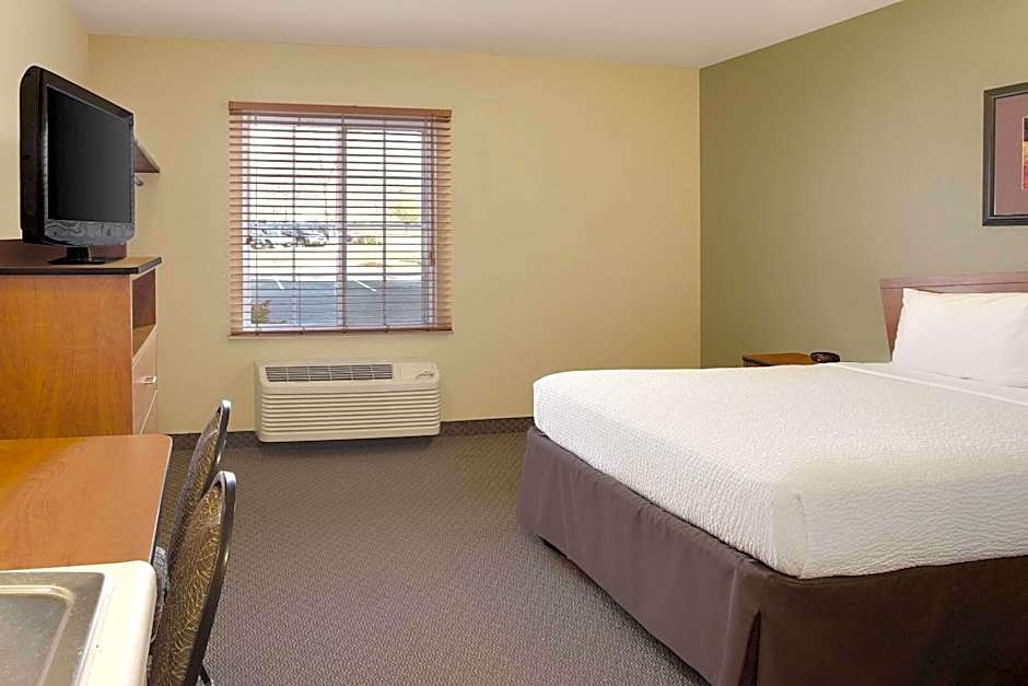 WoodSpring Suites Richmond West I-64