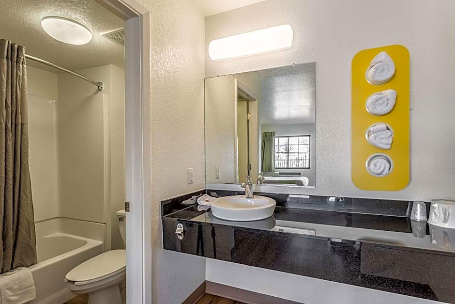 Motel 6-El Paso, TX - East