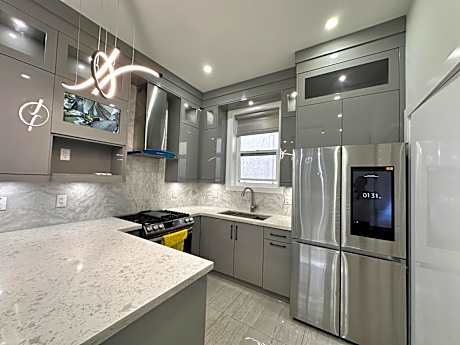 Modern and New house near PNE with Big Garden and Free Parking