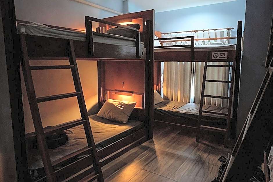 Phangan Barsay Hostel
