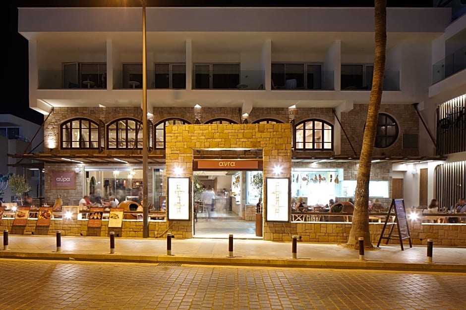 Melpo Antia Luxury Apartments & Suites