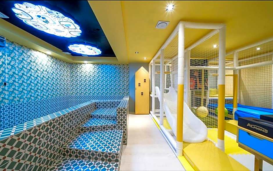 Jangyu Almond Kids Hotel