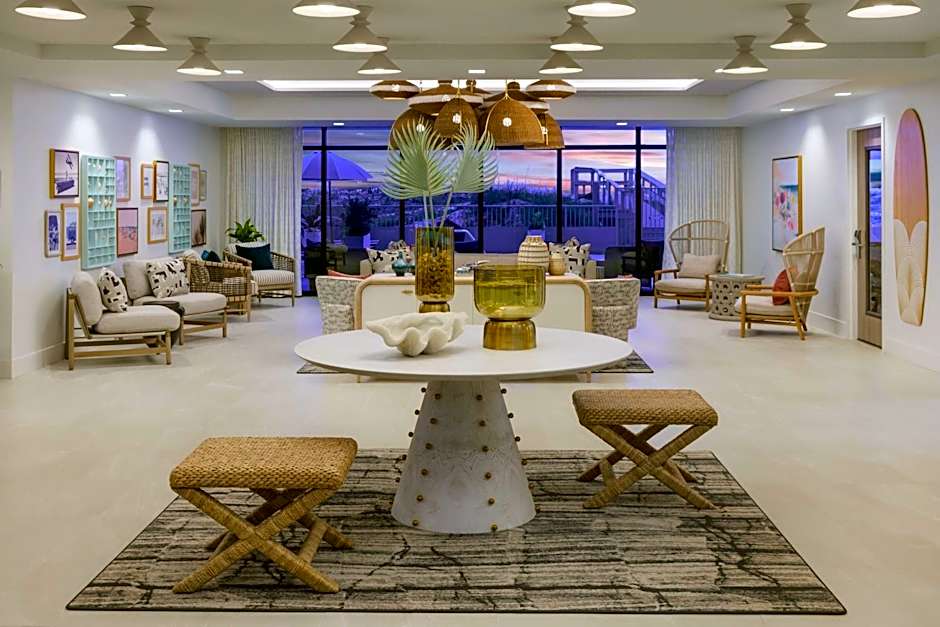 Beal House Fort Walton Beachfront, Tapestry Collection by Hilton